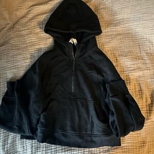 Lululemon Black Scuba